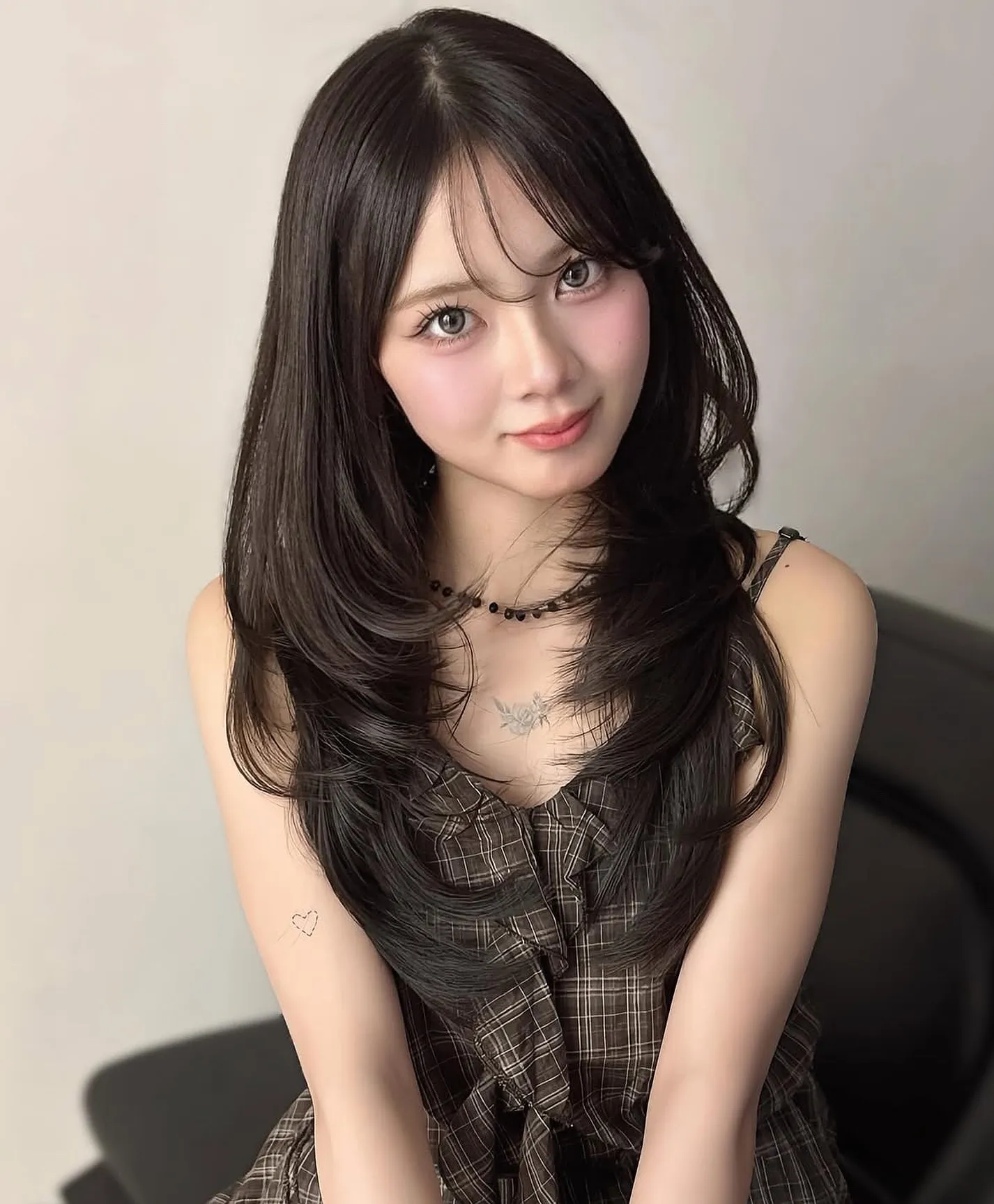 丸みのあるハイレイヤーカット🖤🥇小顔効果抜群なので私もずっと...